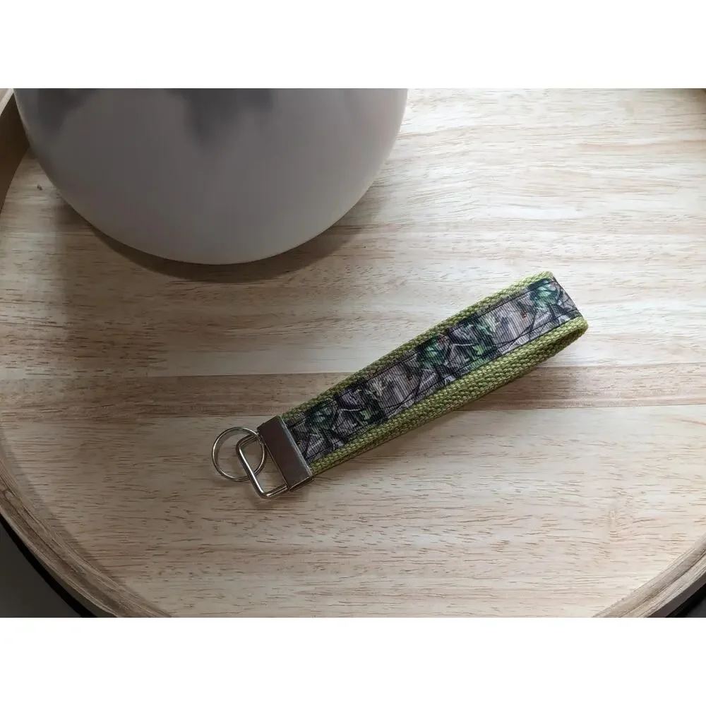 Camouflage Keychain Wristlet Handmade Fabric Key FOB Hunting Outdoors Camo Green